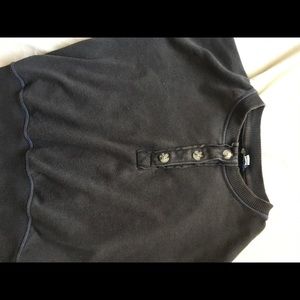 A grey American eagle sweater